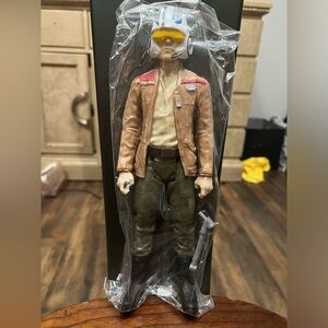 LFL Hasbro C-3252B Star Wars Poe Dameron Pilot Action Figure 12”